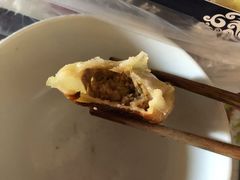 牛肉鍋貼-小姜锅贴(凤凰街店)