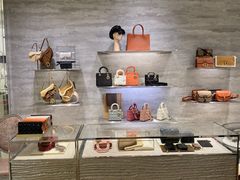 -DIOR迪奥(德基广场女装店)