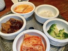 -萨拉伯尔(燕莎友谊商城店)