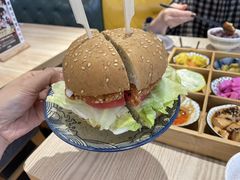 -轻蔬不用等·素食(江苏路店)