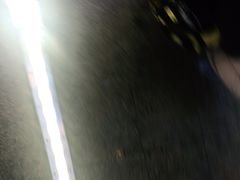 -八一路好吃街(雨田商务大厦店)