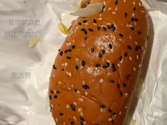 腊味菜菜堡-麦当劳(松江飞航广场店)