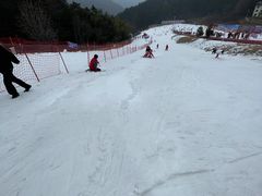-大别山南武当滑雪场
