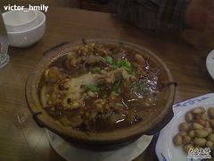 三鞭一花-三鞭一花·独一处·元英砂锅(海光寺店)