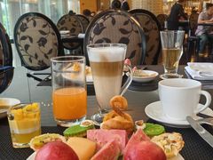 -圣丰索菲特·2 On 988 Café 自助餐厅