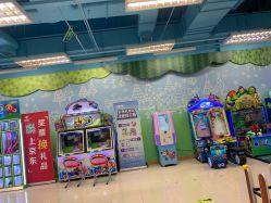 -莫莉幻想儿童乐园(武汉保利广场店)