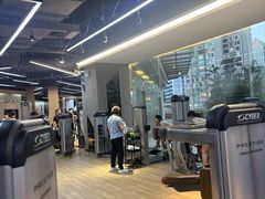 -威克健身游泳(万菱汇店)