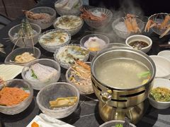 -半岛翡丽海鲜自助餐厅(观风亭店)