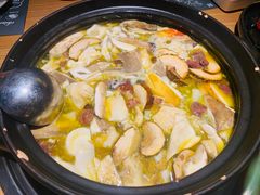 -一朵菌·野生菌探索家火锅(南亚店)