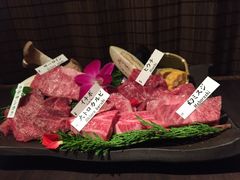 松阪牛肉拼盘-松阪牛焼肉M(法善寺横丁店)
