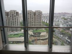 -易生活购物公园