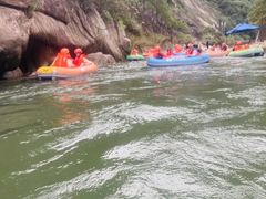 -雅鲁激流探险漂流