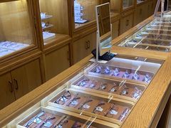 -宝丽眼镜(湖墅店)