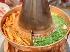 传统鸳鸯锅-侃爷南门铜锅涮肉