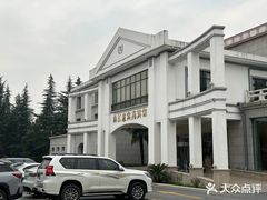 -曲江惠宾苑宾馆(大雁塔大唐不夜城店)