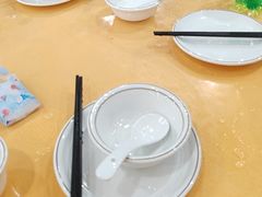 -鹏城人家海鲜酒家·23年老字号(较场尾店)