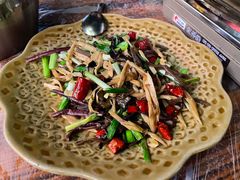 -古城苗家土菜馆(河景餐厅店)