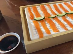 -壹湖两岸·鱼鲜山里菜(东江湖店)