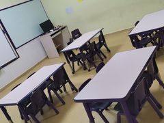 -瑞思少儿中心·少儿英语素养启蒙(勒泰直营校区)