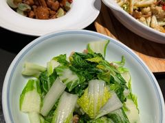 -鸽子侯·家宴·平价海鲜(市图书馆店)