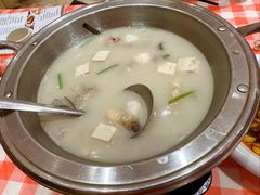 鮰鱼头鱼二吃奶汤-巴陵全鱼席(湖南老字号汴河街店 )