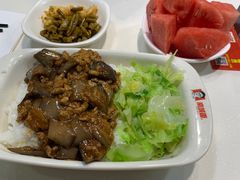 肉沫茄丁饭-南城香·饭香串香馄饨香(富丰桥店)