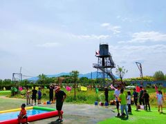 -亲兄弟真人CS团建拓展基地