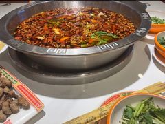 -老哥门肥肠鱼(鱼嘴店)
