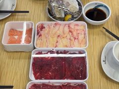 -杨老板·海鲜集市火锅·鲜切牛肉(中防万宝店)