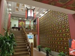 -梅龙镇酒家(南京西路总店)