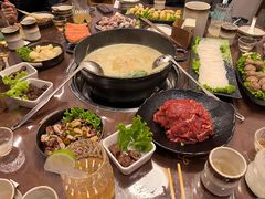 -汤宴·参须肚包鸡(南京路店)