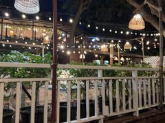 -卷心菜和避孕套餐厅(Pattaya)