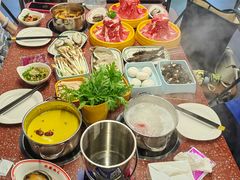 -四囍码头海鲜烧烤自助火锅(外滩南京东路悦荟广场店)
