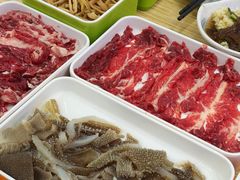 -杨老板·海鲜集市火锅·鲜切牛肉(中防万宝店)