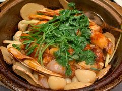 砂锅鱼头-新荣记(南京西路店)