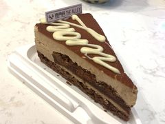 -THE ALLEY 鹿角巷(合生汇店)