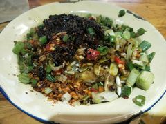 -拈签一笑黄牛肉辣卤串串