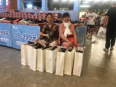 -砂之船奥莱(南京江宁店)