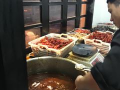 -沪小胖小龙虾(淮海中路旗舰店)