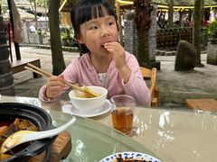 -土砂锅生态山庄·非遗砂锅雅鱼