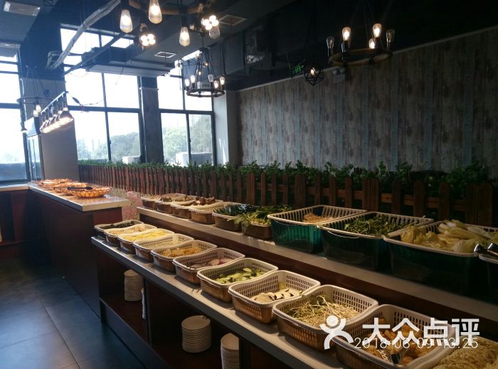 蓝鲸自助烤肉海鲜火锅(泉塘店)图片 - 第2张