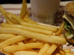 -The Habit Burger Grill 哈比特汉堡(复兴soho店)