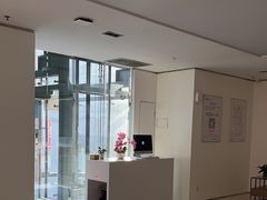 -卡罗酒店(东门晒布地铁站店)