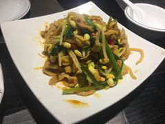 -壹号院音乐餐厅•烤全羊•新疆菜(浐灞店)