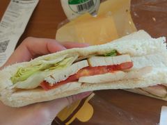 -全家便利店(法华寺街店)