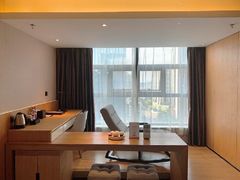 -优逸酒店(柳州窑埠古镇万象城店)