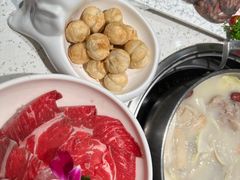 -三人行骨头王火锅(长寿店)