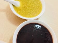 -闫家驴肉老店(华电一校店)