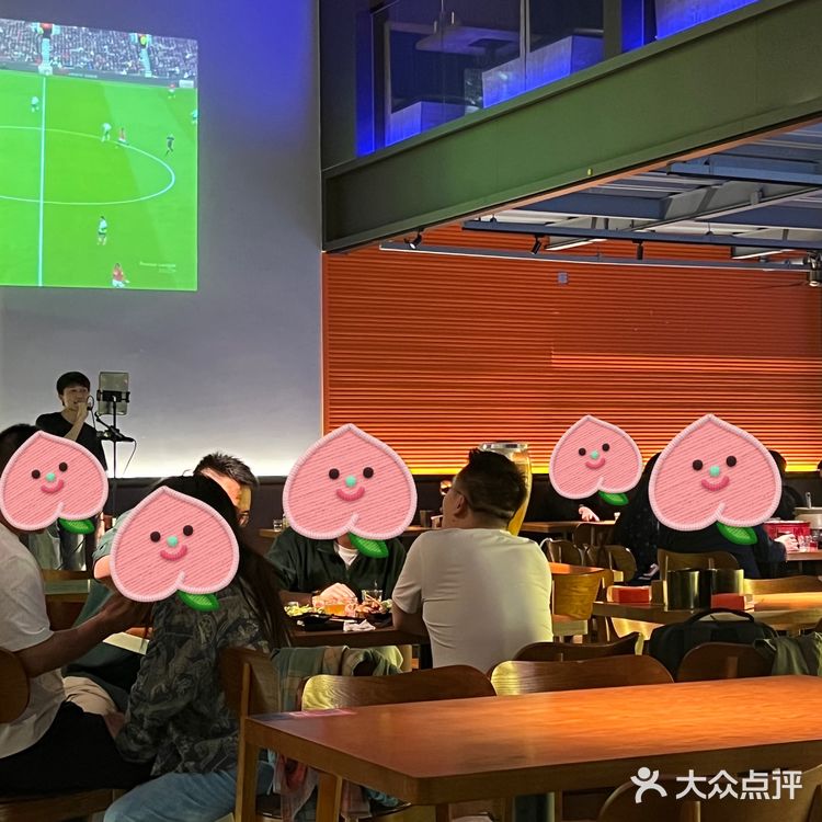这家露营风音乐小你酒馆，简直不要舒服！
