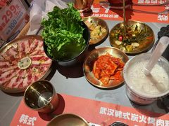 -轻烧烤肉(光谷步行街店)